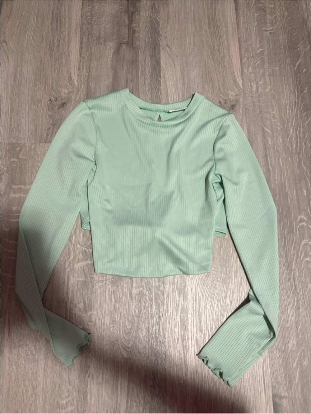 3 for $14 Ardene Women's Mint Ribbed Long-Sleeve Crop Top - size small